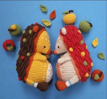 Natura_crochet - apple the hedgehog.jpg