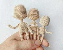 Crocheted body for the framed doll.jpg