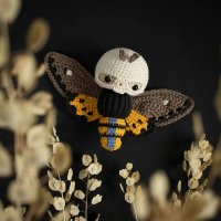 LalyLala - Deaths head hawk moth.jpg