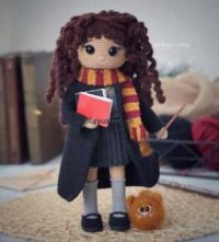 Polly Toys Crochet - Dasha Lobacheva - Hermione Granger and Crookshanks.jpg