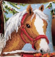 Vervaco 1200-765  Horse in the Snow Cushion Front.jpg