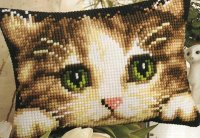 Vervaco 1210-1011 Kitten Rectangular Cushion Front.jpg