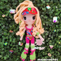 Barbie korcsolyával.PNG