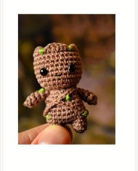 @crochet_paladin - Baby Groot Keychain-ENG.jpg