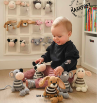 Fali tábla zsebekkel.PNG