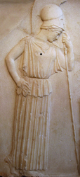 Pallas Athene peploszban.png