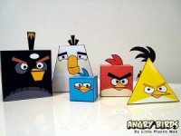 angry-birds-paper-craft-300x225.jpg