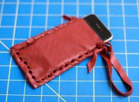 diy-leather-iphone-pouch-11.jpg