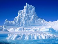 Eroded_Iceberg_in_the_Lemaire_Channel_Antarctica(www[1][1].TheWallpapers.org).jpg