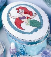LA3396 Disney Princesses in Cross Stitch - Ariel\'s Treasure Box.jpg