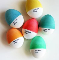 1-Pantone-easter-eggs.jpg