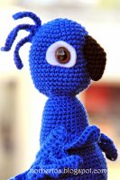 Crochet-parrot-BLU-3.jpg