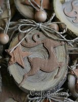 Natural_Ornaments_Crafted_From_Wooden_Branch_Slices_5.jpg