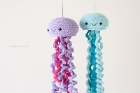 crochet-jellyfish-2.jpg