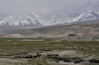 A-Selyemúton-a-Világ-Tetejére-_kirgíz-kínai-határ-péczely-lajos-felvétele.jpg