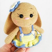 amigurum_com - Spring bunny in dress.jpg