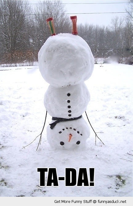 funny-snow-man-hand-stand-ta-da-winter-pics.jpg