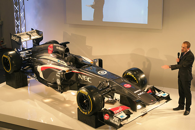 20130205-forma1-sauber-matt-morris3.jpg
