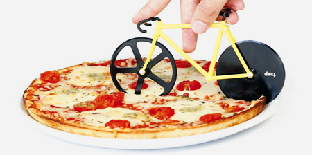 bicyclepizzacutter01.jpg