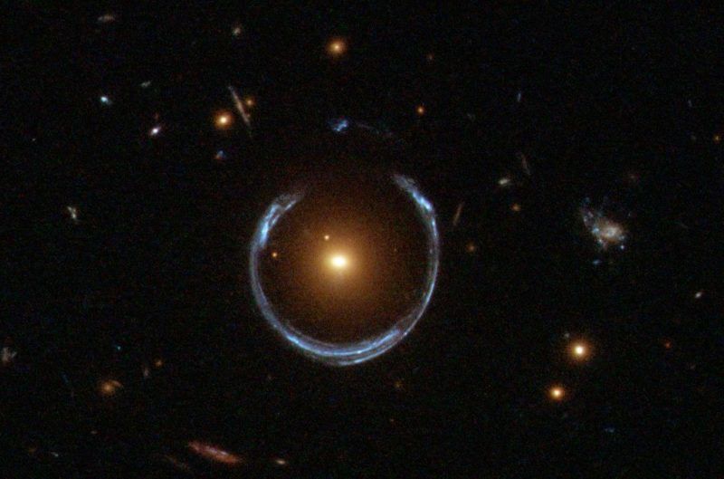a_horseshoe_einstein_ring_from_hubble-800x529.jpg