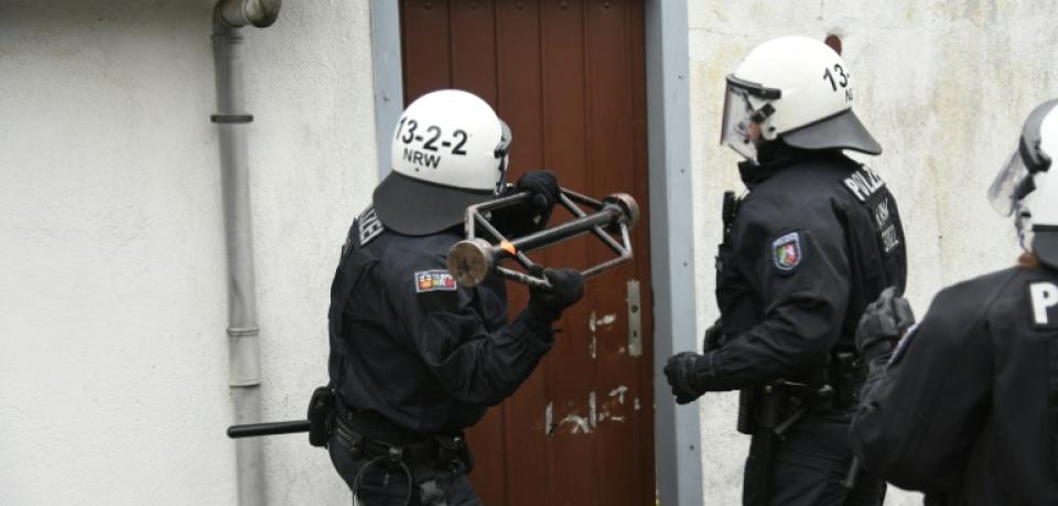 Polizeieinsatz-gegen-Hausbesetzer-in-Kerpen-Manheim.jpg